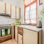 Rombon Klavdij With Free Onsite Parking *