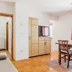 Rombon Klavdij With Free Onsite Parking Apartment *