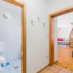 Rombon Klavdij With Free Onsite Parking Apartment