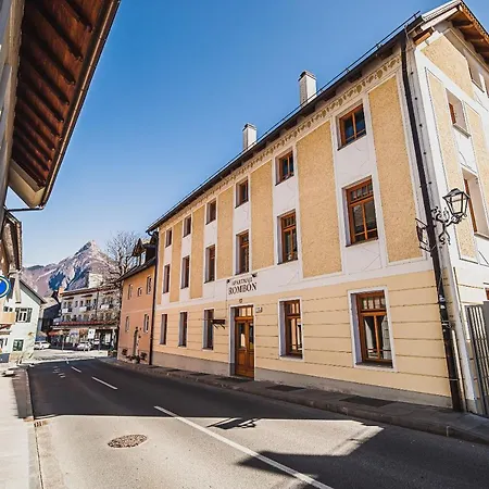 Rombon Klavdij With Free Onsite Parking