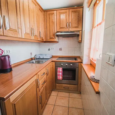 Rombon Klavdij With Free Onsite Parking