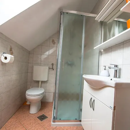 Apartament Rombon Klavdij With Free Onsite Parking