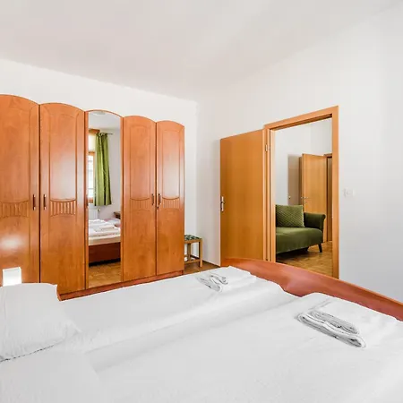 Rombon Klavdij With Free Onsite Parking Apartment *